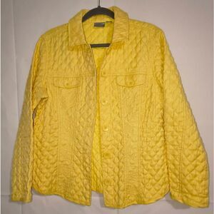 Yellow quilted jacket Chico's button closures Size 2 (12) Medium Spring layering